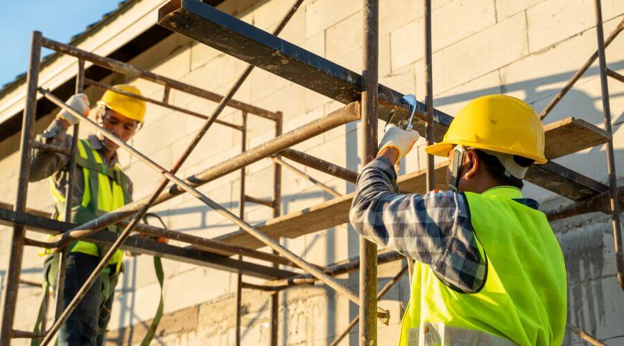 Professional residential roofers in Sabula, IA
